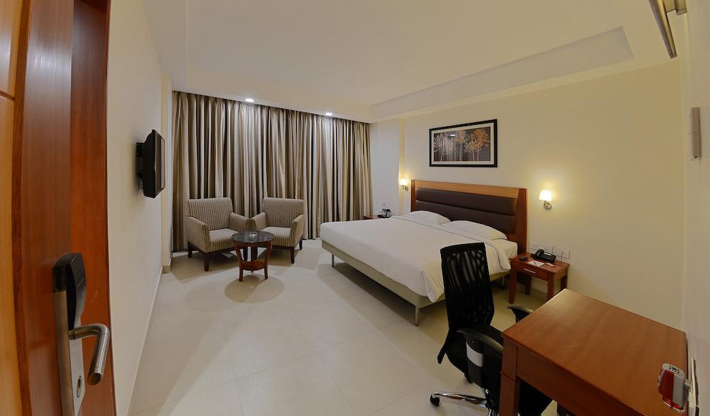 Poppys Anukula Residency Vellore Szoba fotó