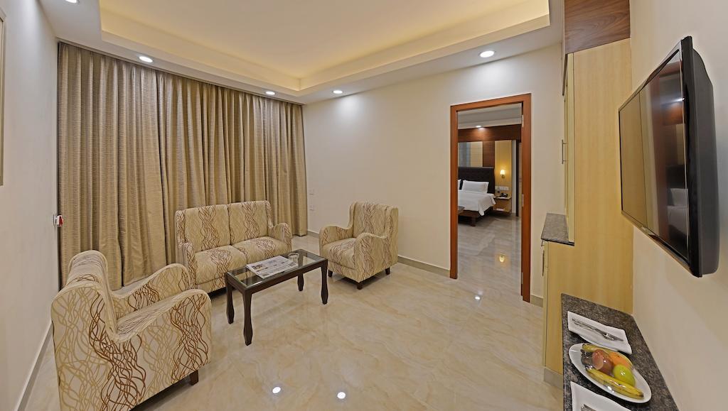 Poppys Anukula Residency Vellore Szoba fotó